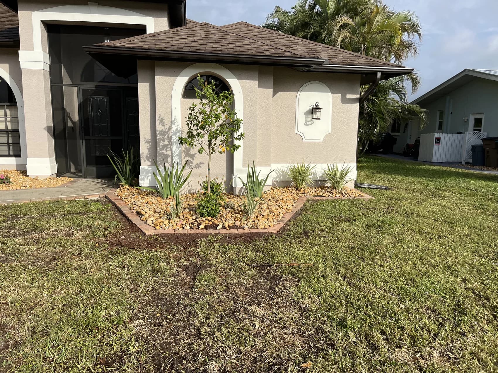 Cape Coral front yard landscape install