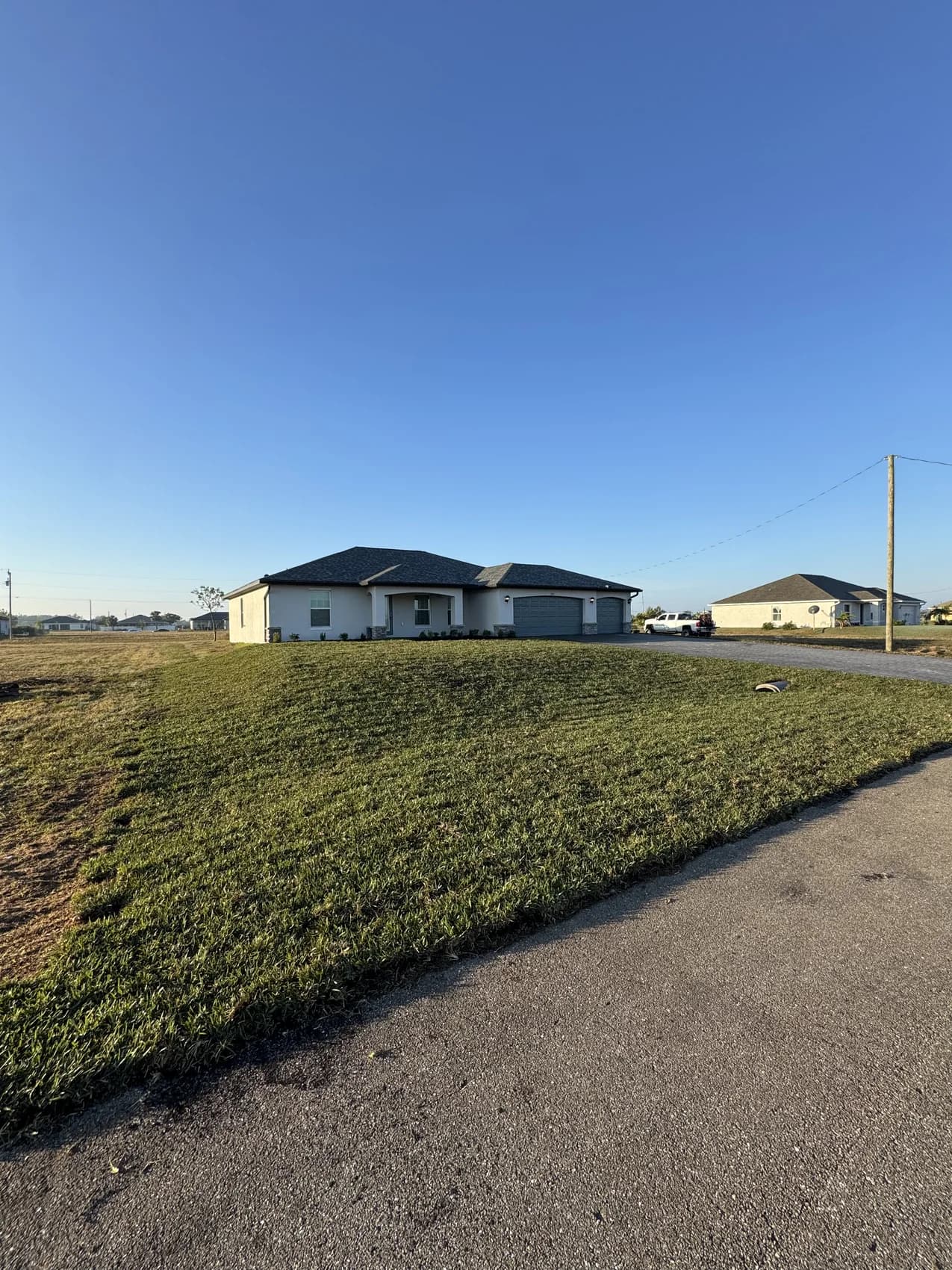 Lawn Maintenance by Blue Collar Q, Cape Coral FL